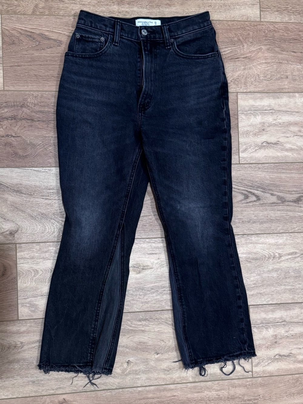 Abercrombie & Fitch Black Cropped High-Rise Straight Jeans